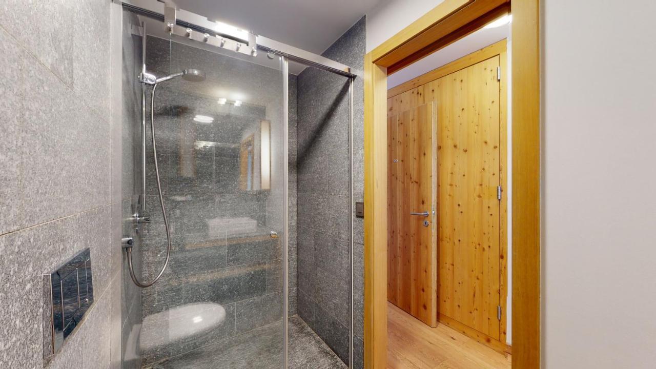 Etoiles des Neiges LUXE&JACUZZI chalet 12 pers Hérémence Exterior foto